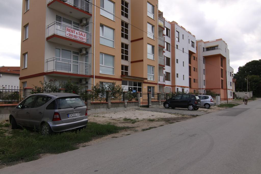 Apartments In Lotos Complex Кранево Екстериор снимка
