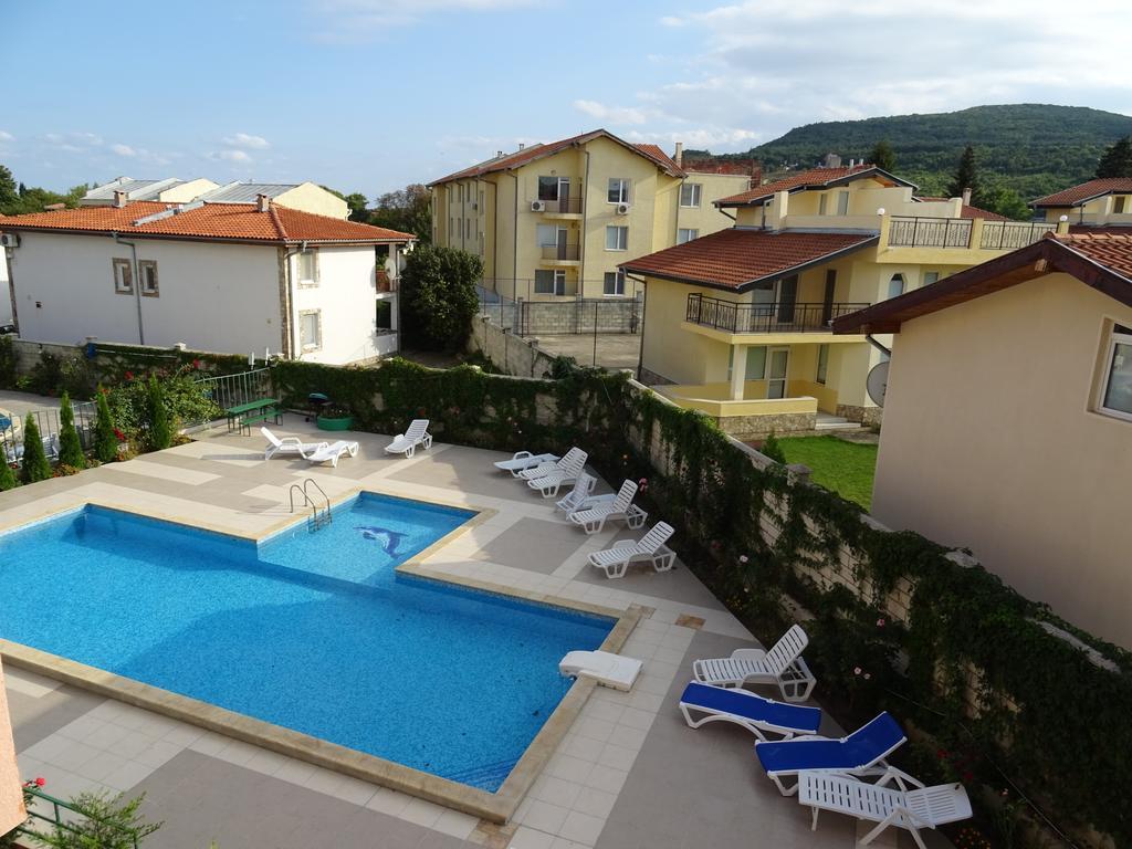 Apartments In Lotos Complex Кранево Екстериор снимка