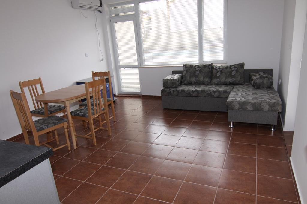 Apartments In Lotos Complex Кранево Екстериор снимка