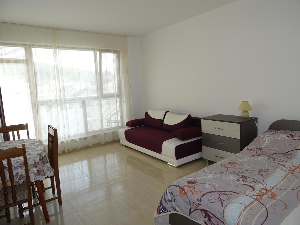 Apartments In Lotos Complex Кранево Екстериор снимка